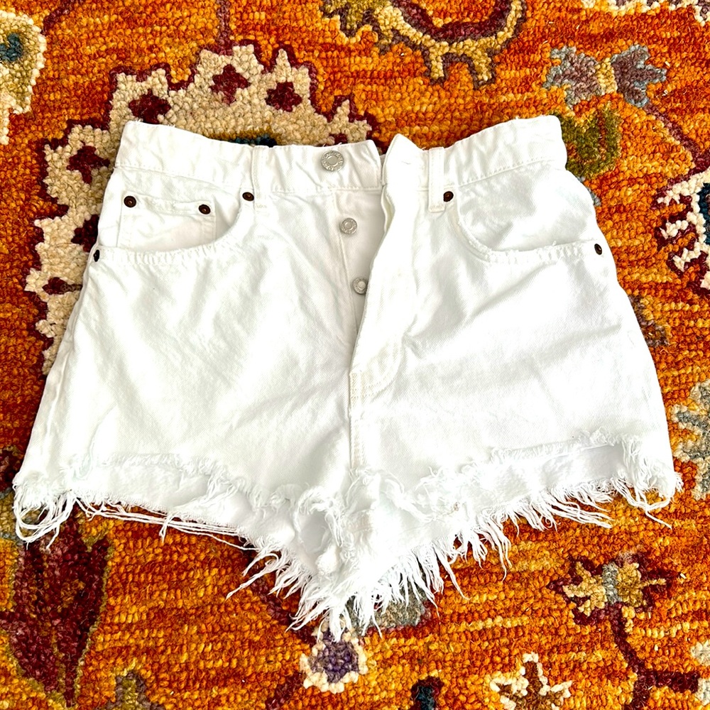 Zara white cut off denim short shorts size Small